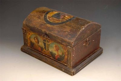 Appraisal: A painted wood casket in Renaissance style with a domed