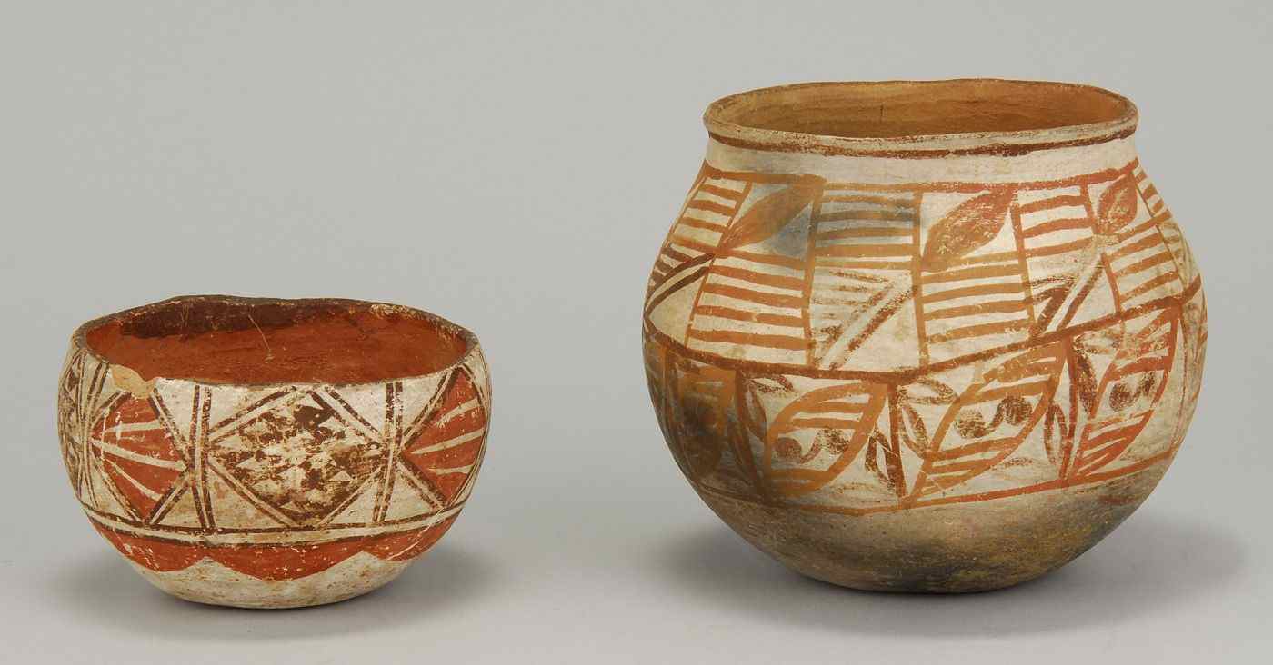 Appraisal: TWO HOPI POTTERY JARSCirca Heights and '' ''