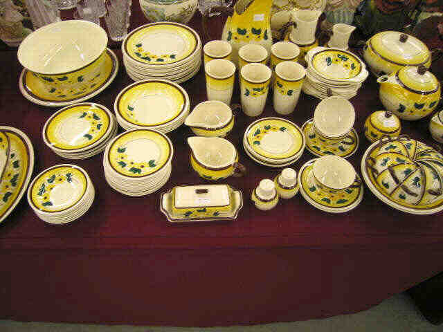 Appraisal: Vernon Kilns Brown Eyed Susan Dinner Service for with lots