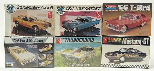 Appraisal: Plastic Model kits Lot includes th scale Ford vehicles including