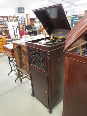 Appraisal: Edison Floor Model Disc Phonograph mahogany tall with lots of