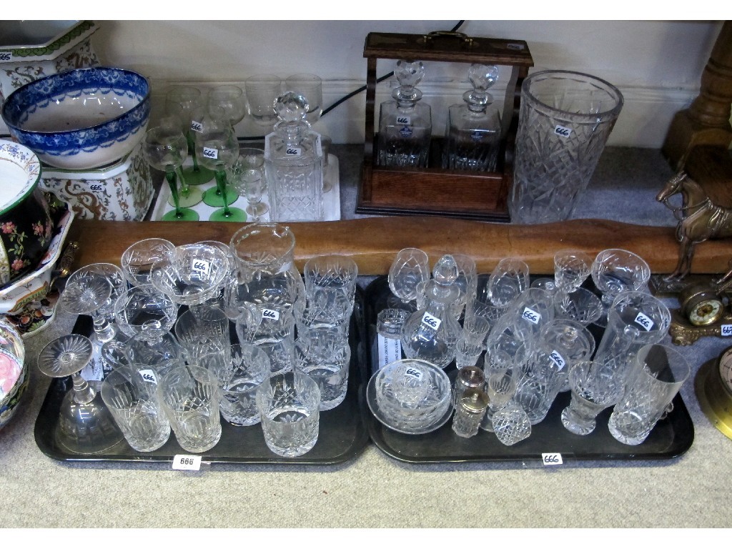 Appraisal: Quantity of glassware to include tantalus with two Edinburgh crystal