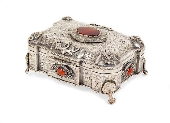 Appraisal: A Continental Agate-Inset Silver Box Likely German Late th Early