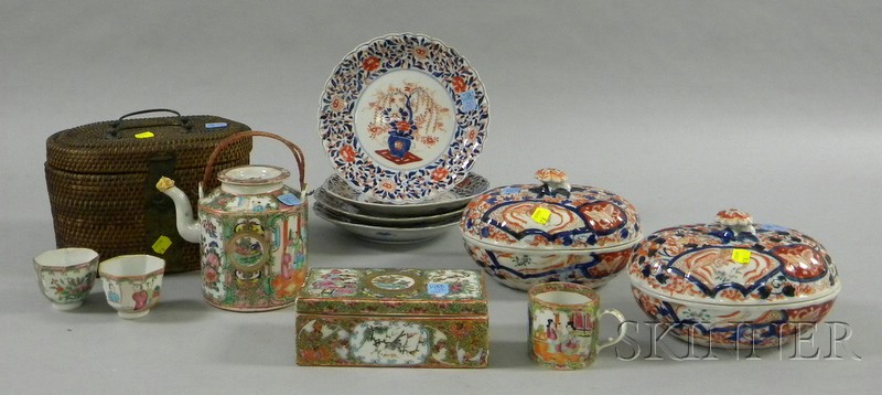 Appraisal: Eleven Pieces of Asian Export Porcelain Tableware a pair of