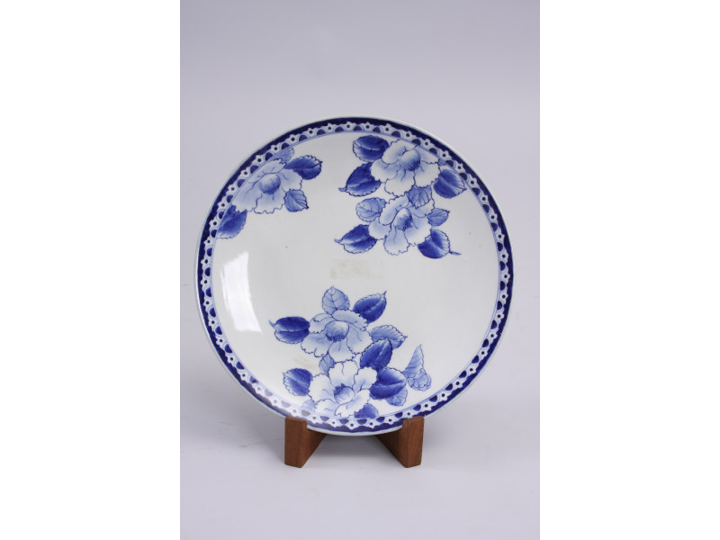 Appraisal: Large Chinese Export Blue and White Charger th c unmarked