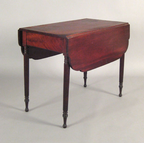 Appraisal: Pennsylvania Sheraton mahogany pembroke table ca with a single drawer