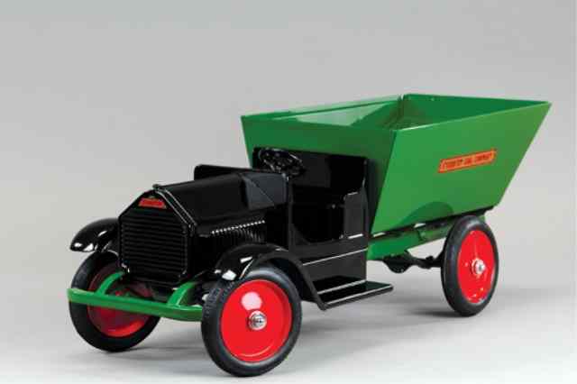 Appraisal: STURDITOY COAL TRUCK C cabless model with side chute coal