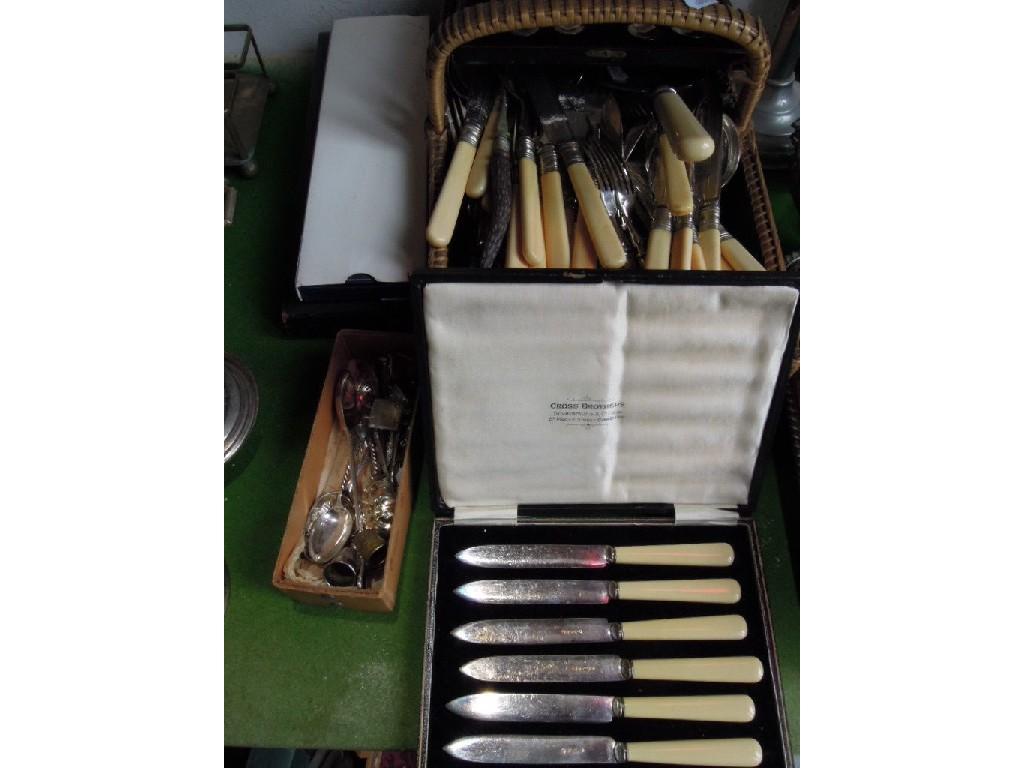 Appraisal: A large quantity of plated flatware of various designs a