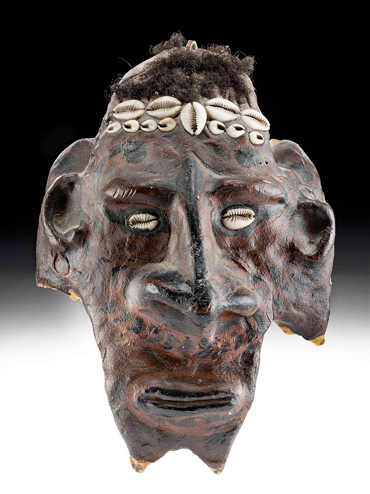 Appraisal: Early th C Papua New Guinea Cow Skull Mask w