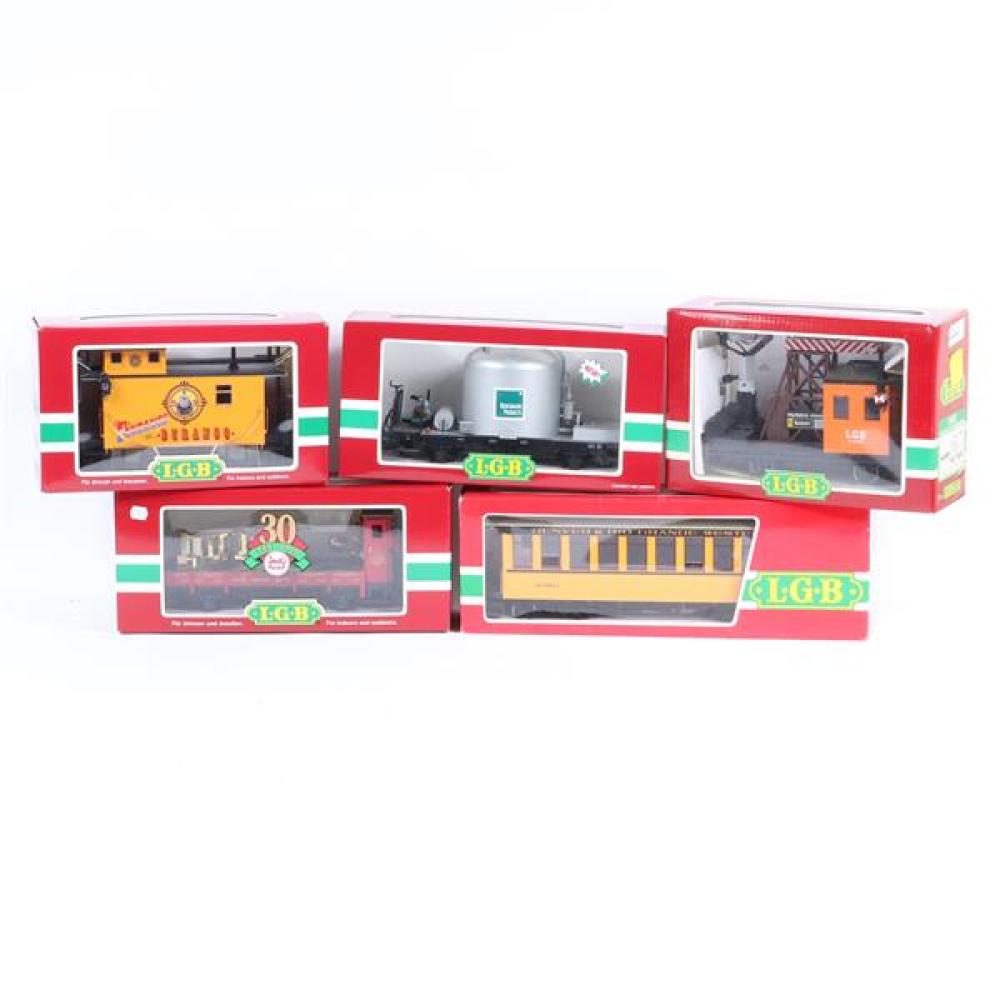 Appraisal: FIVE LBG TRAIN CARS ENGINES TH ANNIVERSARY CHRISTMAS TANK CAR