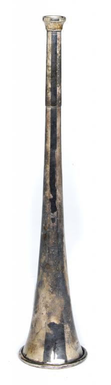 Appraisal: A WILLIAM IV HUNTING HORN with moulded mouthpiece and rolled