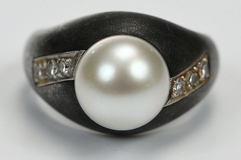 Appraisal: Palladium Steel Pearl and Diamond Ring one pearl approx mm