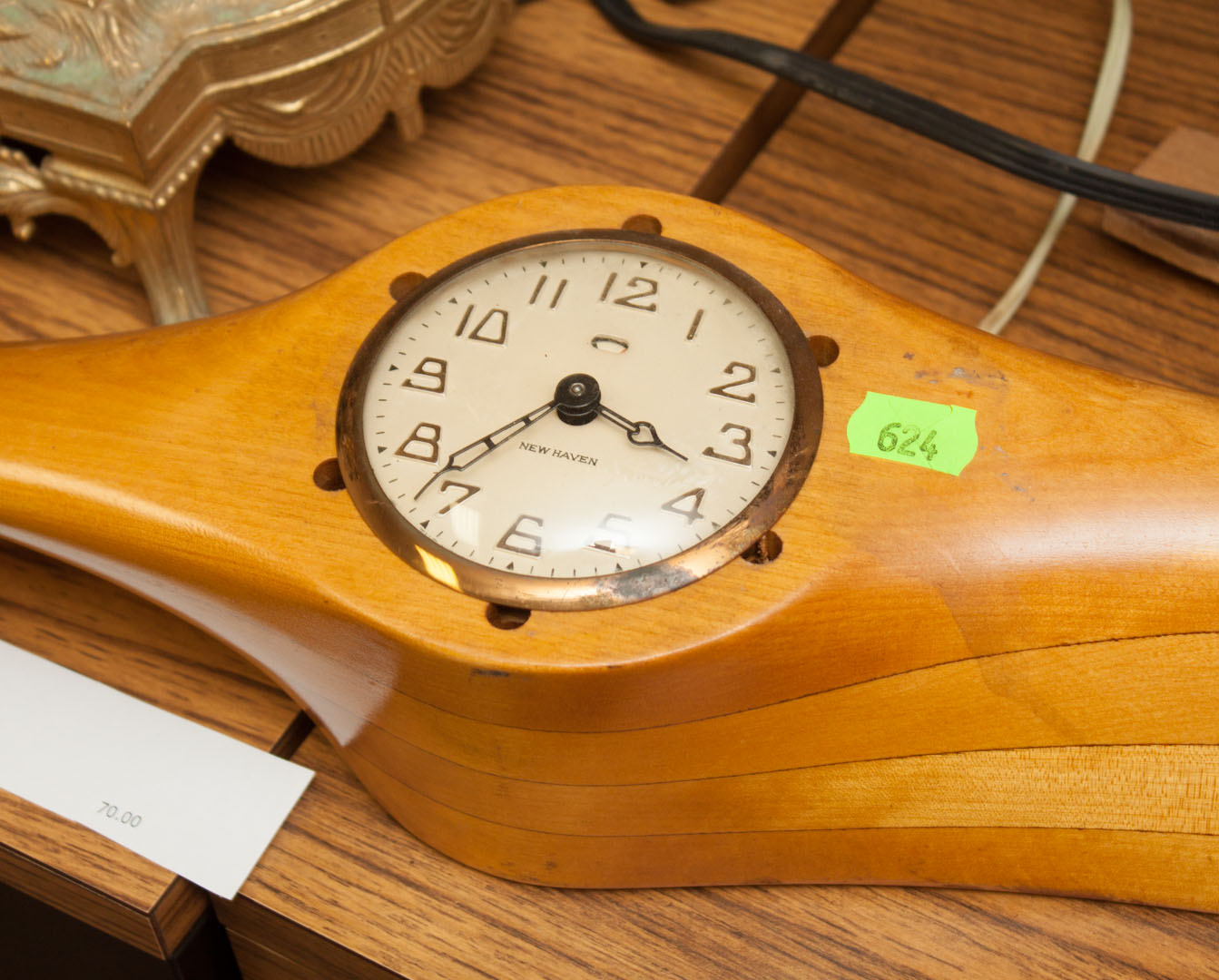 Appraisal: Wood airplane propeller clock