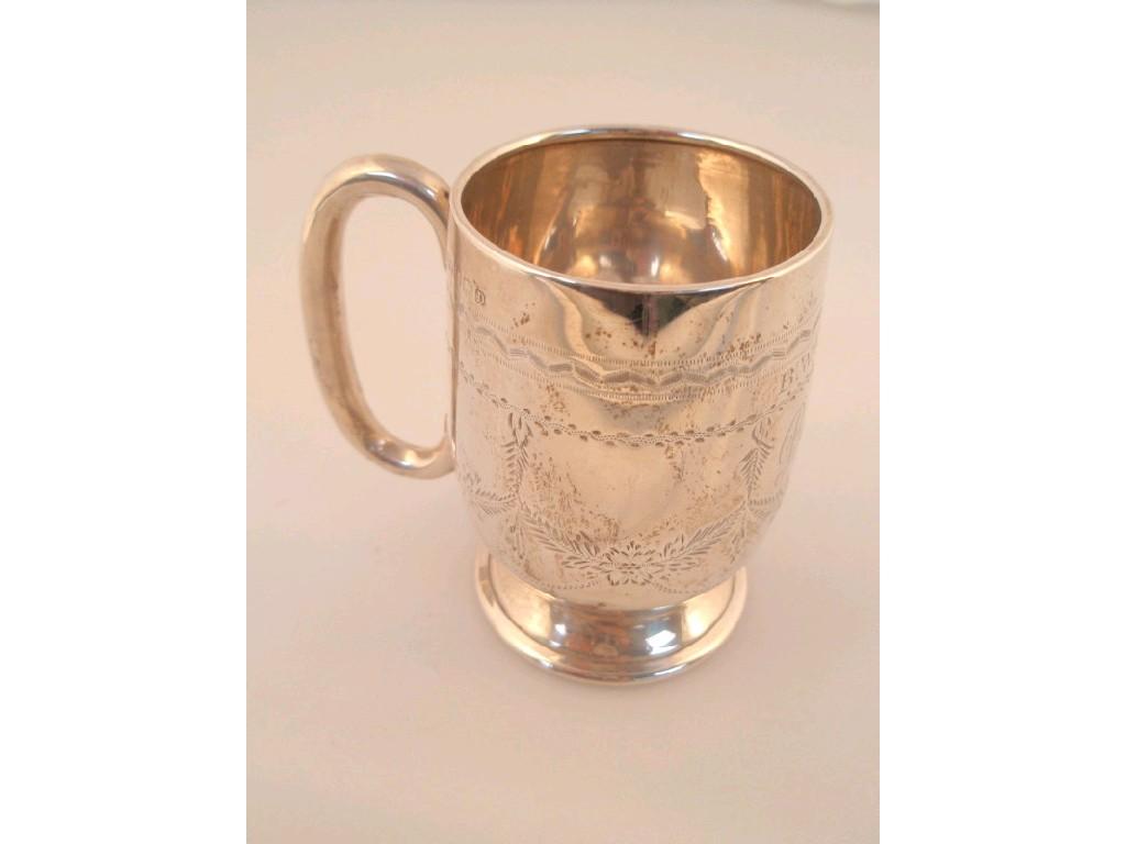 Appraisal: A George V silver Christening mug with bright cut swag