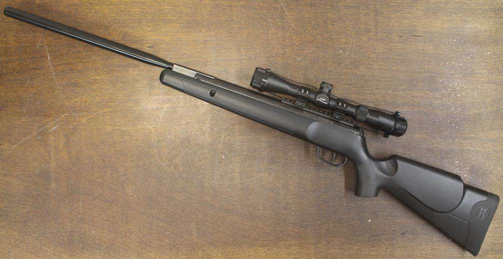 Appraisal: BENJAMIN VARMINT NP AIR RIFLE cal mm single pump design