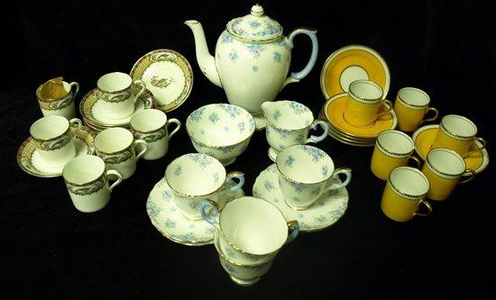 Appraisal: A Crown Staffordshire tea set for four and sundry part