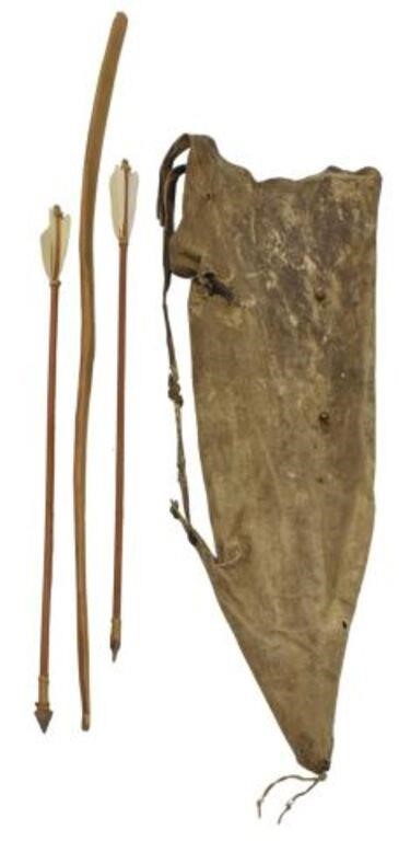 Appraisal: Native American deer hide quiver possibly Navajo c - with