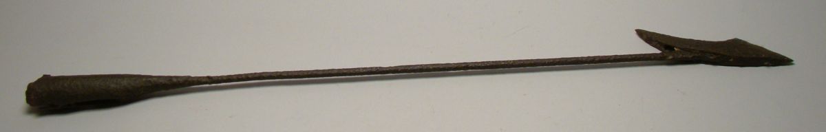 Appraisal: CAST IRON HARPOON WITH TOGGLE HEAD Rusted and pitted Length