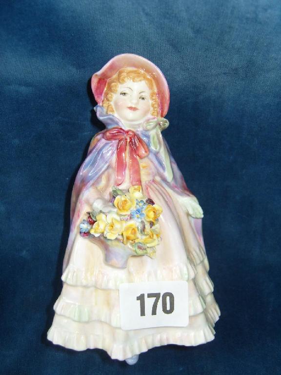 Appraisal: A Royal Doulton figure Granny's Shawl HN