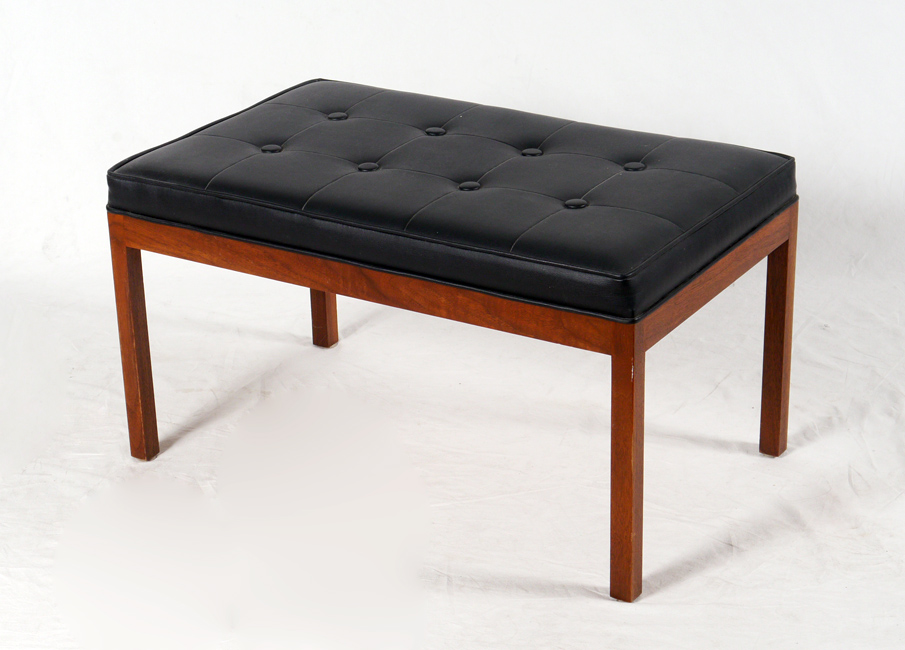 Appraisal: FOSTER MCDAVID MID CENTURY LEATHER TOP BENCH Manufactured by Tampa