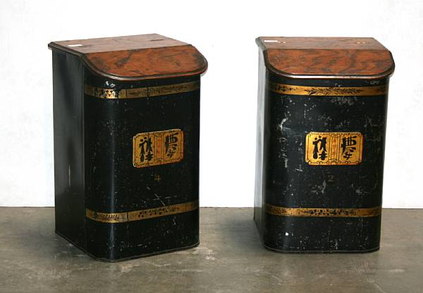 Appraisal: A pair of Chinese t le painted parcel gilt tea