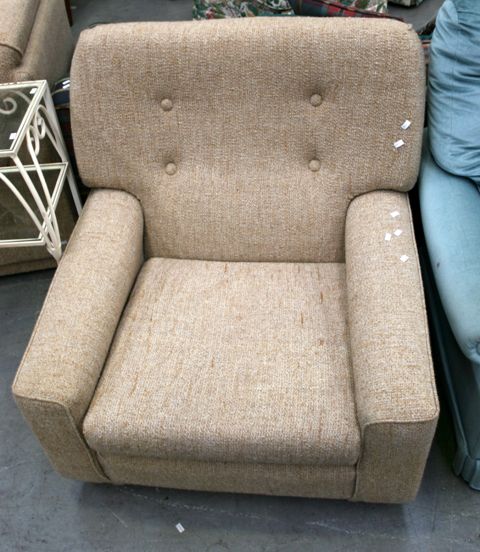 Appraisal: A pair of oatmeal fabric upholstered armchairs