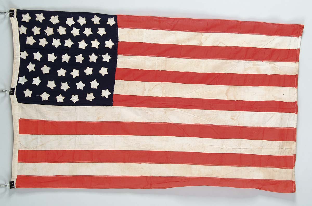 Appraisal: -STAR AMERICAN FLAG x flag Stripes are cotton and canton