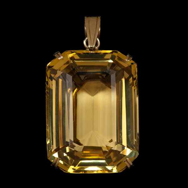 Appraisal: k Citrine Pendant K yellow gold and citrine pendant containing