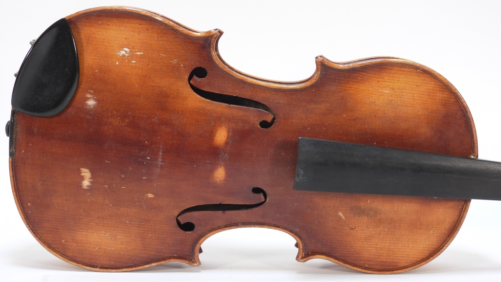 Appraisal: JOHN JUZEK VIOLIN Prague th CenturySingle piece face with two