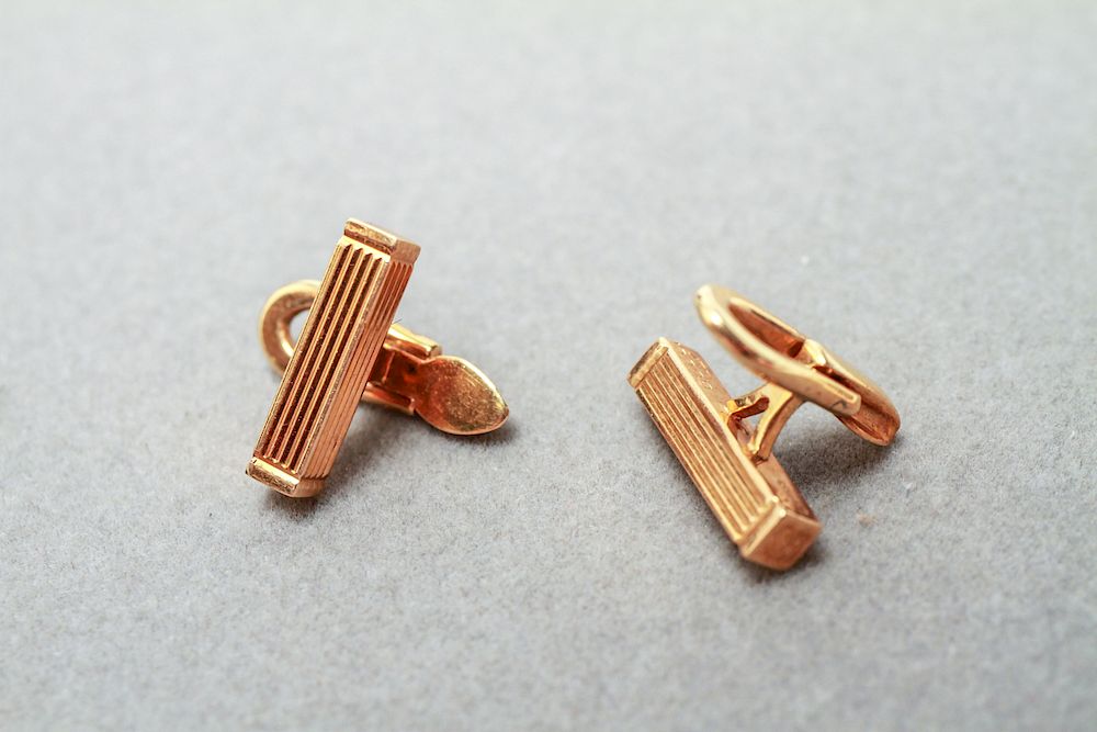 Appraisal: Art Deco K Yellow Gold Small Cufflinks Pair Art Deco