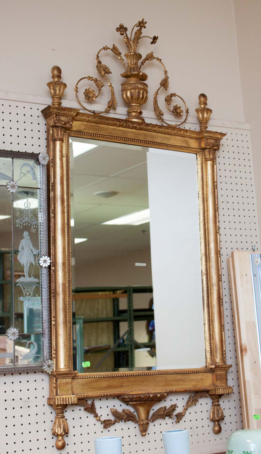 Appraisal: Gilt mirror