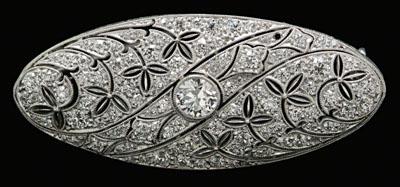 Appraisal: ct Edwardian diamond brooch center old European-cut diamond total estimated