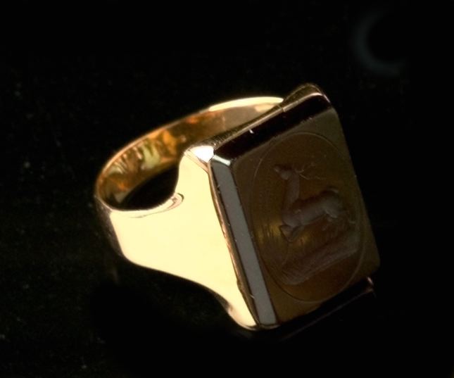 Appraisal: Gentleman's Fourteen-Karat Rose Gold and Sard Onyx Intaglio Ring featuring