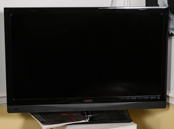 Appraisal: VIZIO -INCH LCD TELEVISION MODEL E VTONSITE AUCTION This on-site