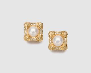 Appraisal: K Yellow Gold Mabe Pearl and Diamond Earrings K Yellow