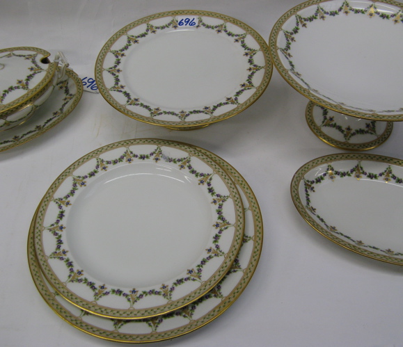 Appraisal: A PARIS FRANCE FINE PORCELAIN DINNER SET pieces by Jules