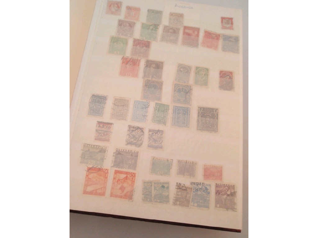 Appraisal: A comprehensive collection of World postage stamps contained in three