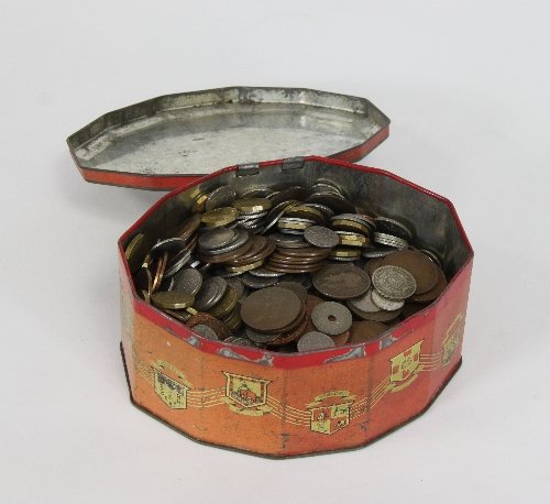 Appraisal: A large accumulation of coins including Victorian and later pennies