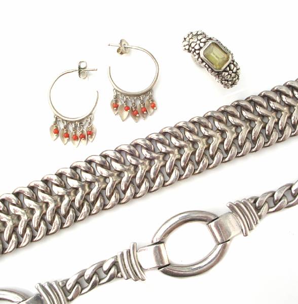 Appraisal: A collection of silver jewelry including one bracelet one necklace