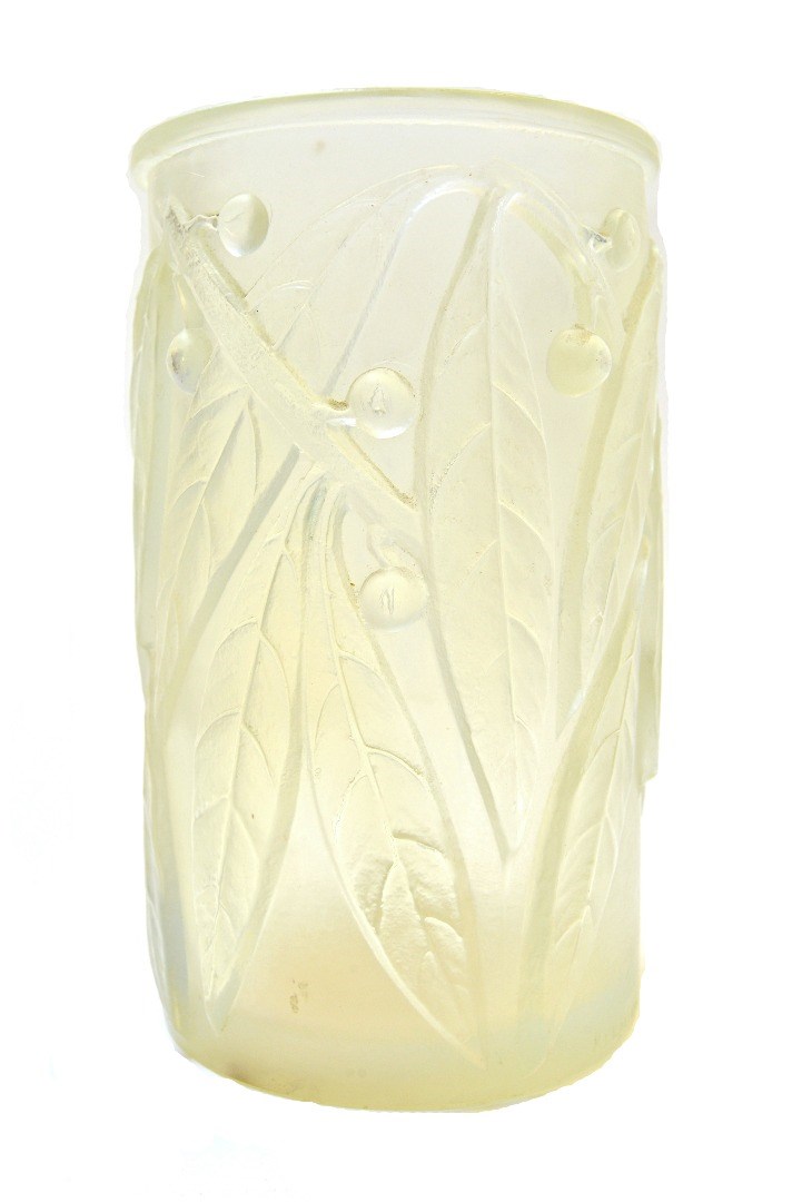 Appraisal: A Lalique opalescent glass 'Laurier' vase no designed in a