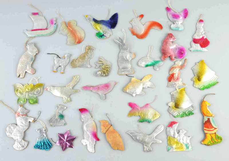 Appraisal: Lot of German Dresden Ornaments Description Assorted animals CORRECTION these