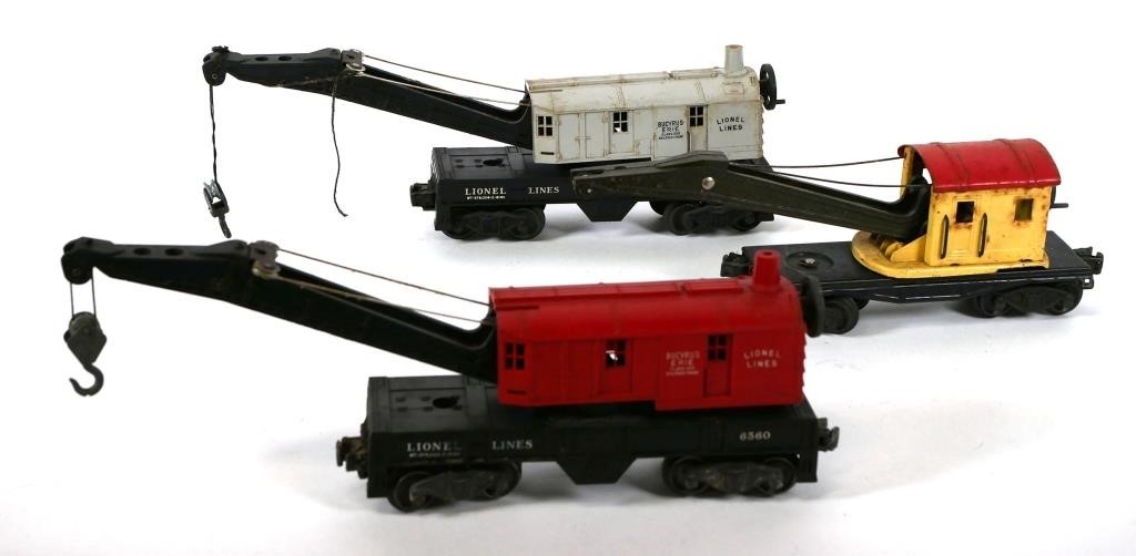 Appraisal: LIONEL CRANE CARS Three Crane cars including two and one