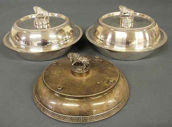 Appraisal: Pair of Gorham silverplate round covered vegetable dishes with domed