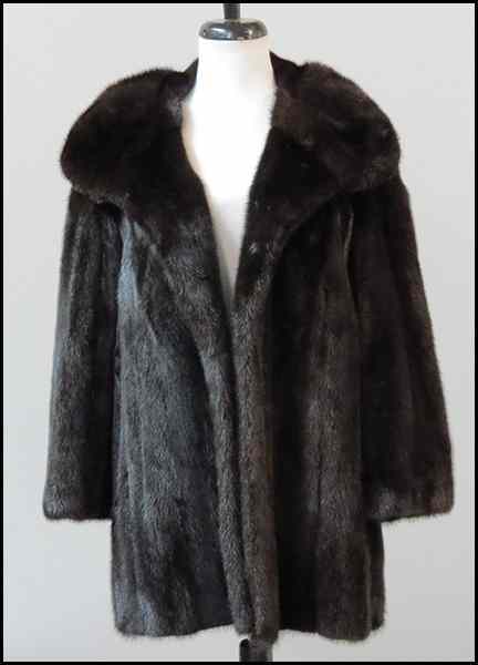 Appraisal: REVILLON RANCH MINK JACKET Size medium Condition No Specific Condition