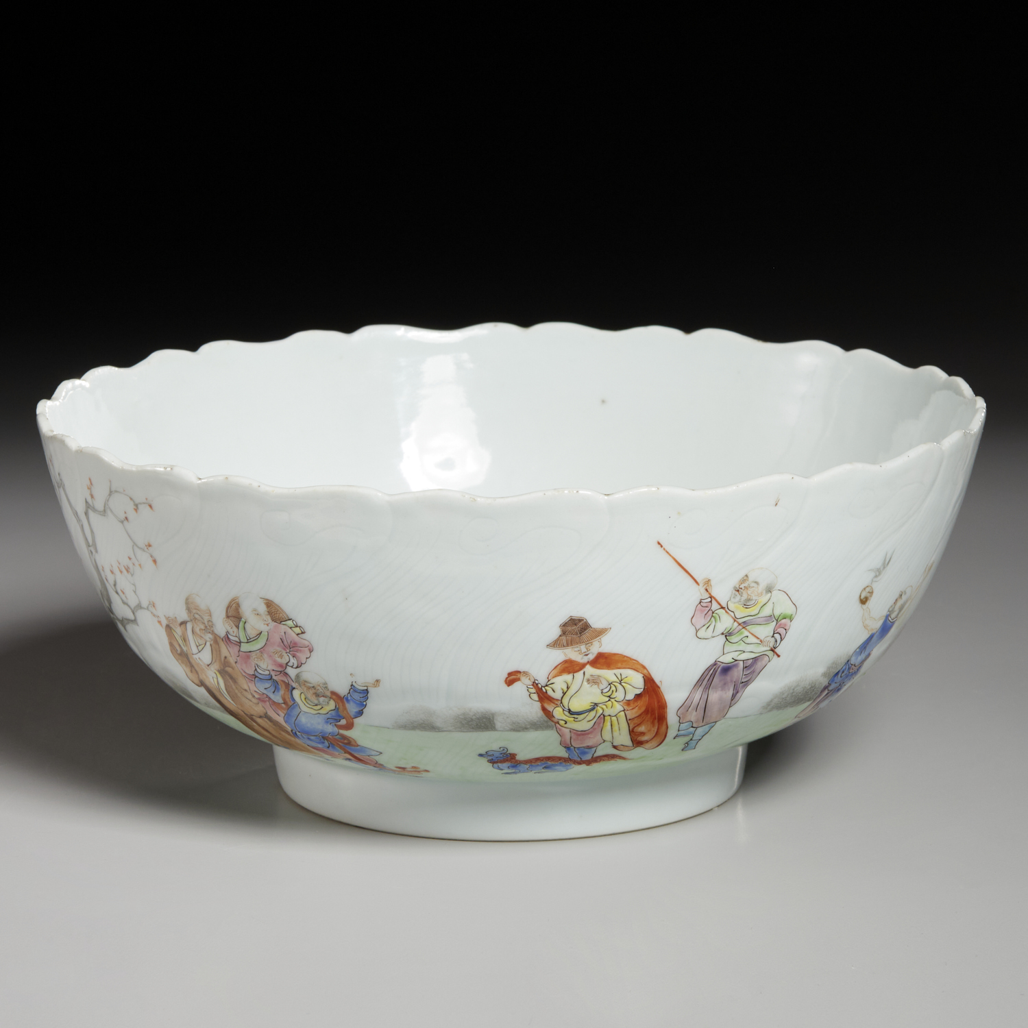 Appraisal: CHINESE EXPORT 'PEEPING HARLEQUIN' BOWL c China incised gilt and