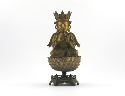 Appraisal: A Chinese gilt bronze figure of Guanyin seated in dhyanasana