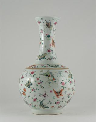 Appraisal: A Chinese famille rose bottle vase decorated with butterflies and