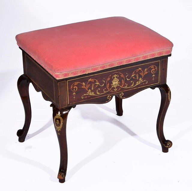 Appraisal: AN EDWARDIAN MAHOGANY MUSIC STOOL with hinged raised lid and