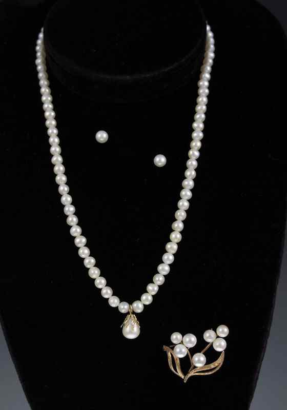 Appraisal: CULTURED PEARL NECKLACE EARRINGS AND BROOCH Set in K gold