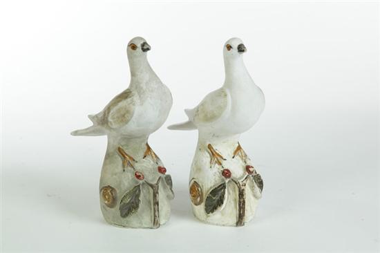 Appraisal: PAIR OF CHALKWARE DOVES American late th century On matching